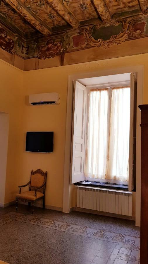 Residence San Mattia Неаполь Экстерьер фото
